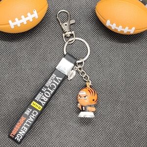 🏈 NFL BENGALS #9 BURROW CUSTOM KEYCHAIN